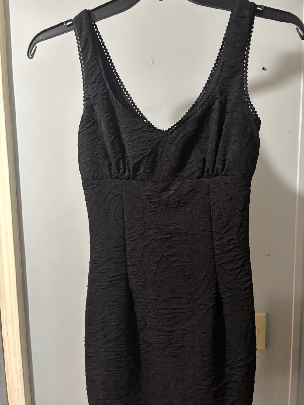 Forever 21 Black Textured V-Neck Mini Dress